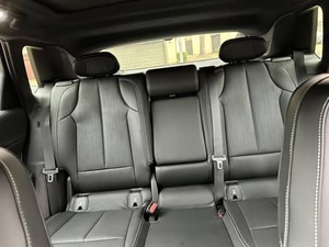 2023 LIRIQ AWD Double Lithium R18 Vagoneta de Cuero con Techo Panorámico, Portaequipajes de Aleación de Aluminio, 6 Asientos - Product Image 3