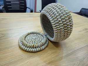 Boîte de rangement de bureau rectangulaire en rotin tressé à la main 100 % naturel et écologique pour petits objets, organiseur de bracelets et chaussettes - Product Image 3