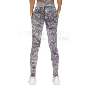 Legging spandex/polyester à séchage rapide pour femmes de haute qualité pleine longueur nouveau design respirant style décontracté avec logo taille moyenne - Product Image 3