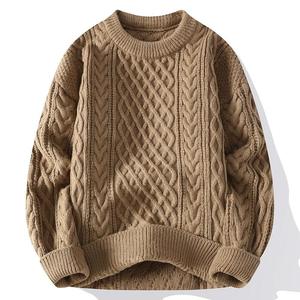 Pull à col rond en tricot torsadé avec logo frontal pour homme, chaud pour l'hiver, anti-boulochage - Product Image 2