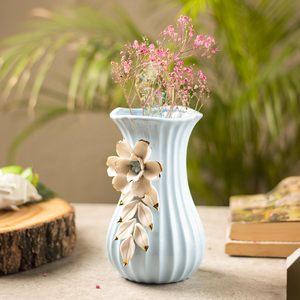 แจกันเซรามิกสีน้ำเงิน ดีไซน์โค้งมน ทันสมัย สวยงาม เหมาะสำหรับตกแต่งบ้าน แจกันเซรามิกสีน้ำเงินเรียบเนียน พร้อมรูปทรงโค้งมนที่สง่างาม - Product Image 5