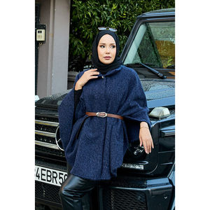 Poncho Azul Marino de un Solo Botón con Tela Tejida y Cinturón para la Temporada de Invierno - Product Image 3