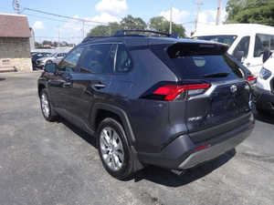 Toyota RAV4 Limited 2024 Usado en Buen Estado, SUV de 4 Puertas - Product Image 2