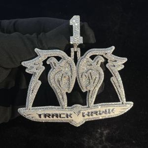 Colgante de Lujo con Diseño de Palmera Cristiana y Moissanita, con Número 1, Personalizado, Estilo Hip Hop - Product Image 1