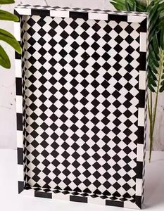 Plateau de service en incrustation d'os en bois de qualité supérieure, nouveau design fantaisie avec une bonne combinaison de couleurs pour la maison ou les occasions alimentaires - Product Image 1