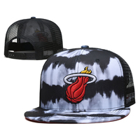 Gorra de béisbol deportiva de malla de 5 paneles personalizada al por mayor con bordado 3D de tela vaquera, diseño ajustable para las cuatro estaciones, uso en exteriores