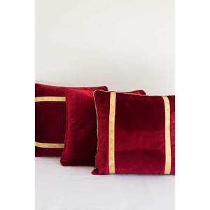 ปลอกหมอนและปลอกหมอนอิงสีแดงเข้ม - Product Image 2