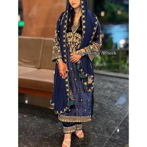 Salwar Kameez de Terciopelo de Alta Calidad para Mujer, con Abertura Lateral, Pantalones Cómodos de Pierna Recta, Secado Rápido, Largo hasta la Rodilla, Corte Regular - Product Image 4