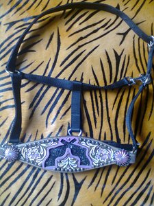 Collier de tête de licou de cheval de selle western de meilleure qualité avec design bling fantaisie dans des couleurs assorties en nylon PP et cuir DD - Product Image 3