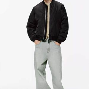 Blouson aviateur brodé personnalisé Streetwear Varsity Style pour hommes et femmes | Fabricant de gros OEM - Product Image 2