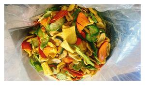 Export Mélange de fruits et légumes Snack-Mélange frit sous vide Crispy Freeze - Fruits Naturels du Vietnam - Product Image 2
