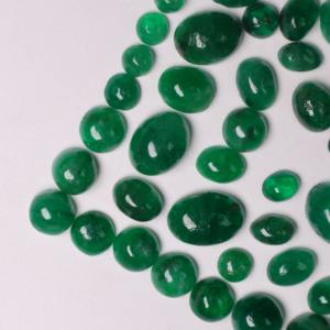 Fabricación de piedras preciosas sueltas cabujón Esmeralda Swat natural para fabricante de joyería - Product Image 1