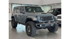 Voiture de sport d'occasion certifiée, conduite à gauche, Unlimited Rubicon 392 Final Edition 2024, 4 roues motrices, automatique, 400 ch, sièges en cuir - Product Image 3