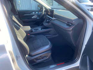 2024 Explorer ST AWD Automático Asientos de Cuero Volante a la Izquierda R18 Techo Panorámico 50001-75000 Millas Título Limpio Sin Accidentes - Product Image 6