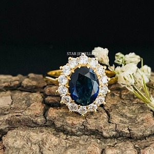 Bague de fiançailles Halo en or massif 14K forme ovale saphir bleu diamant naturel. - Product Image 1