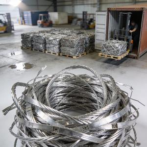 Déchets de fil d'aluminium 6063 de qualité industrielle, pièces de fil propres et brillantes pour la fonderie et la fabrication d'alliages - Product Image 1