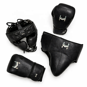 ชุดถุงมือ MMA Hit N Move สำหรับฝึกซ้อม ถุงมือออกแบบตามหลักสรีรศาสตร์ ป้องกันแรงกระแทก พร้อมอุปกรณ์ป้องกันศีรษะและอุปกรณ์ป้องกันขาหนีบสำหรับนักกีฬา - หนังแท้ - Product Image 6