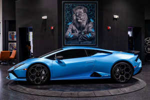 Lamborghini Huracan 2023 d'occasion en excellent état - Product Image 2