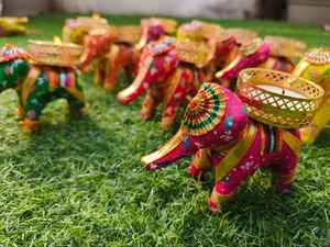 Titulaire Diya éléphant rajasthani parfait pour la culture indienne décor festif pièce maîtresse (bougies non incluses) TeaLight traditionnel - Product Image 3