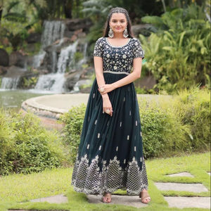 ชุดออกแบบสวยสำหรับผู้หญิงกับ dupatta หนักชุดอินเดียยาวสำหรับฟังก์ชั่นนักออกแบบปากีสถาน kurti - Product Image 1