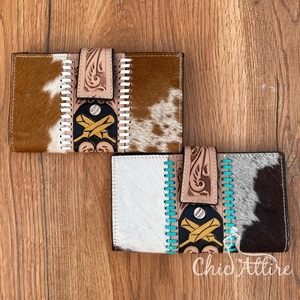 Cuero de piel de vaca Estampado occidental Tallado a mano Tallado Embrague Funda de teléfono Cartera elegante Carteras de diseñador de usos múltiples - Product Image 1