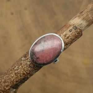 Anillo de piedra ovalada de Rodonita Natural de Plata de Ley 925, anillo hecho a mano, joyería de sello 925, anillo de piedras preciosas, joyería al por mayor - Product Image 1