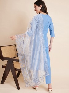 Derniers modèles de vêtements traditionnels pour femmes, ensembles de salwar kameez fantaisie de créateur, en pur coton, impression numérique, travail au fil, ensembles de kurtis décontractés - Product Image 3