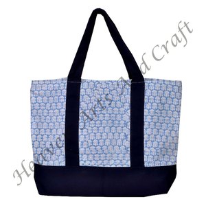 Sac de shopping pour femme en coton imprimé à la main avec poignée noire personnalisée, sac imprimé à la main pour femme - Product Image 1