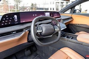 2026 USED LU-CID GR-AVI-TY GRAND T0U-RING Low Mileage Sound Engine R18 Tyre Panoramic Sunroof LED Headlights Ready to Ship - Product Image 4