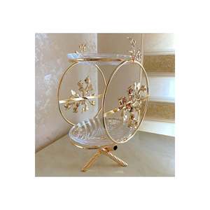 Vitrine de présentation alimentaire à deux étages en verre avec des plateaux de service en laiton doré à motifs floraux multiples, fabriquée en Turquie - Product Image 1