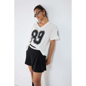 เสื้อสเวตเชิ้ตพิมพ์ลายพื้นฐาน - Product Image 2