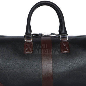 Bolsas de Lona de Cuero de Alta Calidad Hechas en Pakistán, Precio al por Mayor, Ligeras, Ecológicas, con Cierre de Cremallera, para Uso en Exteriores, Servicio OEM - Product Image 5