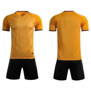 Diseño y tamaño personalizados 100% poliéster sublimación fútbol completo kits equipo personalizado ropa deportiva hombres fútbol uniforme - Product Image 3