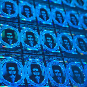 Étiquettes holographiques adhésives Digiteltech Label True Color Bleu (Modèle P3) - Product Image 1