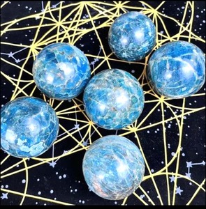 เครื่องประดับทันสมัยทำด้วยมือสำหรับทุกเพศเครื่องประดับแฟชั่นอินเทรนด์ที่น่าตื่นตาตื่นใจหลายสีธรรมชาติ Cabochon IGI ได้รับการรับรอง handแกะสลักที่ไม่ซ้ำกัน - Product Image 3