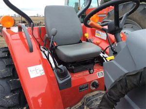 รถแทรกเตอร์เดินตาม Massey Ferguson 1533 ของแท้ราคาถูก รุ่น 135 165 175 185 188 275 290 385 455 กำลัง 70 แรงม้า - Product Image 5