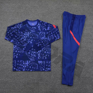 Vente en gros de kits de football personnalisés uniques pour équipes, uniformes de football avec logo et couleur personnalisés, ensemble de maillots d'entraînement de haute qualité à 100% - Product Image 6