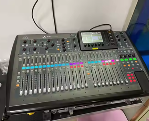 Console de mixage numérique X32 à 32 canaux, toute neuve - Product Image 1