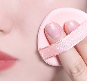 BLACK ROUGE PEACH TOKTOK PUFF K-Beauty Kpop K-Idol Producto de Corea Belleza de Corea Artículo Imprescindible - Hecho en Corea - Product Image 2