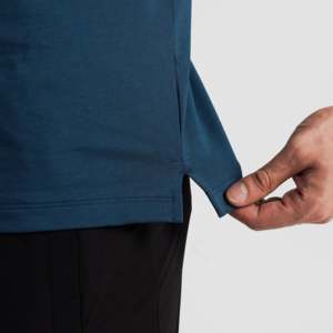 เสื้อยืด Power Move สีเขียวอมฟ้า ผลิตจากผ้าเจอร์ซีย์โพลีเอสเตอร์ 100% - Product Image 6
