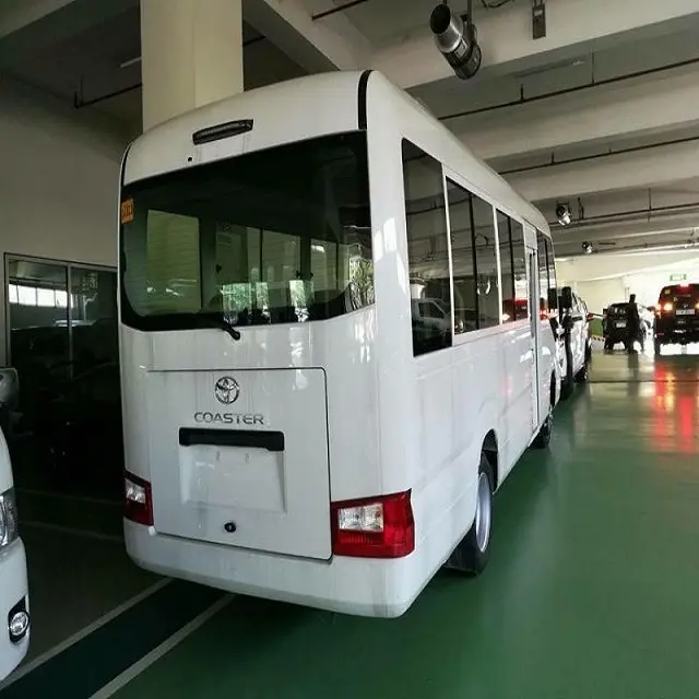 Gebrauchter Toyotta Achterbahn-Bus Schulbus 30 Passagiere in hochwertigem guten Zustand zu verkaufen