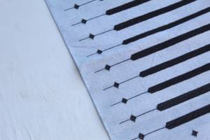 Tissé à la main 4x6 ft coton Dhurrie tapis plusieurs couleurs indien Artisan fait Tressé Technique géométrique Zig Zag motif maison - Product Image 3