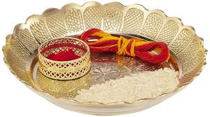 ถาดทองเหลืองสำหรับงานแต่งงานของขวัญบูชาดอกไม้แกะสลักดีไซน์ทองเหลือง Thali ผู้จัดจำหน่ายจำนวนมาก - Product Image 2