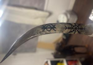 Cuerno para beber de alta calidad Cuerno para beber con un diseño increíble Cuerno decorativo Oficina en casa por Tayyab Handicraft - Product Image 2