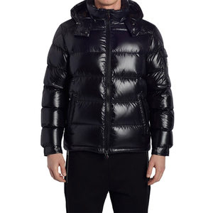 Chaqueta Acolchada Negra con Acabado de Espejo para Hombre, Abrigo de Invierno con Brillo Extremo, Capucha Desmontable, Chaqueta Acolchada de Lujo Urbano de Alta Calidad - Product Image 1