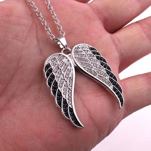 จี้รูปปีกนางฟ้าประดับโมอิสซาไนต์ เงินแท้ 925 ชุบทองคำขาว 14K สำหรับผู้ชาย สไตล์คริสเตียนฮิปฮอป - Product Image 1