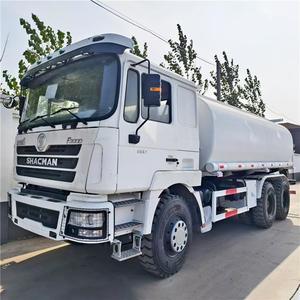 Camión Cisterna Shacman F3000 con Motor Diésel Euro 5 en Nueva Condición para Transporte de Gasolina - Product Image 1