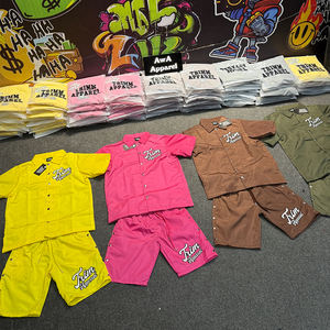 เสื้อยืดพร้อมกางเกงขาสั้นชุดแฝดสำหรับผู้ชาย2025ใหม่ออกแบบโลโก้ได้ตามต้องการฤดูร้อนสำหรับผู้ชาย - Product Image 1