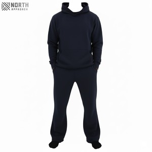 Ensemble survêtement de luxe pour homme en coton 100% uni avec poches à capuche, lavage à l'acide personnalisé, style décontracté, pour l'hiver - Product Image 1
