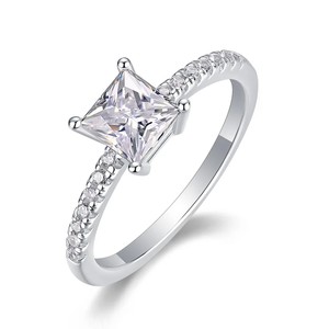 Anillo de compromiso de diamante cultivado en laboratorio de lujo de oro blanco de 14 quilates, Diamante creado en laboratorio de corte princesa para mujer, certificado IGI para boda - Product Image 6